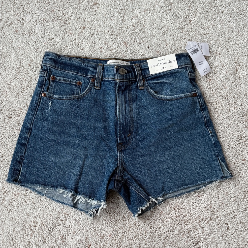 Abercrombie 4 inch High Rise Mom Shorts